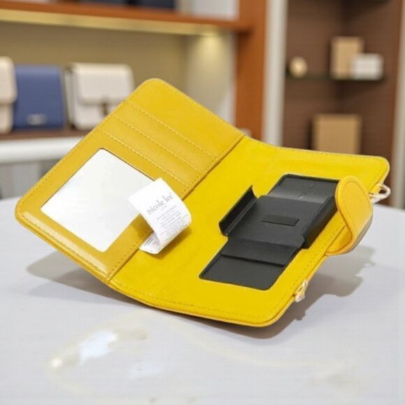 🆕 Magnetic 2-in-1 Phone Wallet Clutch | Vegan Leather | Barbiecore Y2K - Picture 9 of 16